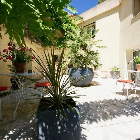 Couette Et Cafe Hotell Montpellier Exteriör bild