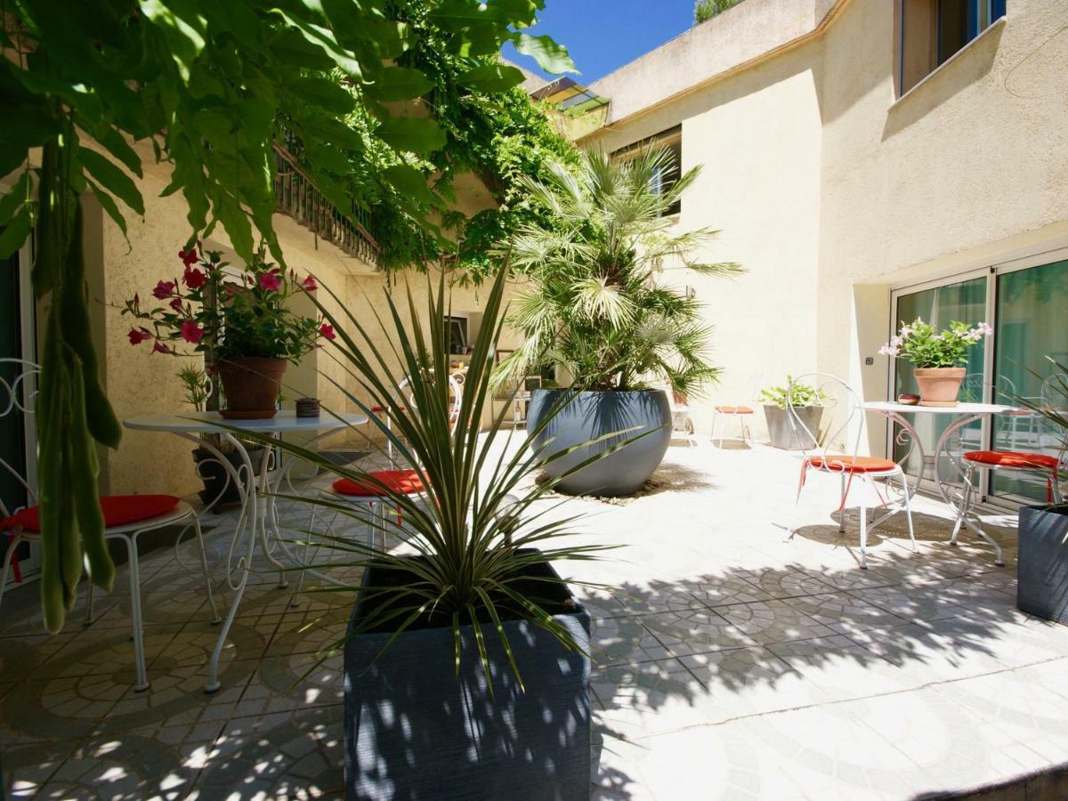 Couette Et Cafe Hotell Montpellier Exteriör bild